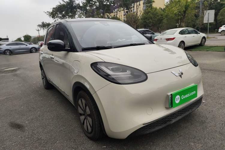 Used Wuling Bingo 2023 333 km Lingxi Connected+ Version