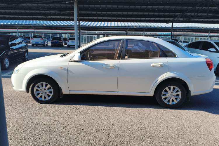 Used Buick Excelle 2013 1.5L Automatic Classic Model
