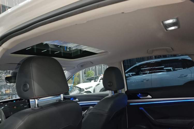 Used Volkswagen Lavida 2024 300TSI DSG Starry Sky Leading Edition
