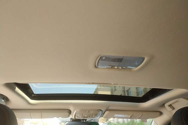 Used Haval H6 2015 Revised Version Sport Edition 1.5T Manual Transmission Two-Wheel Drive Elite Grade
