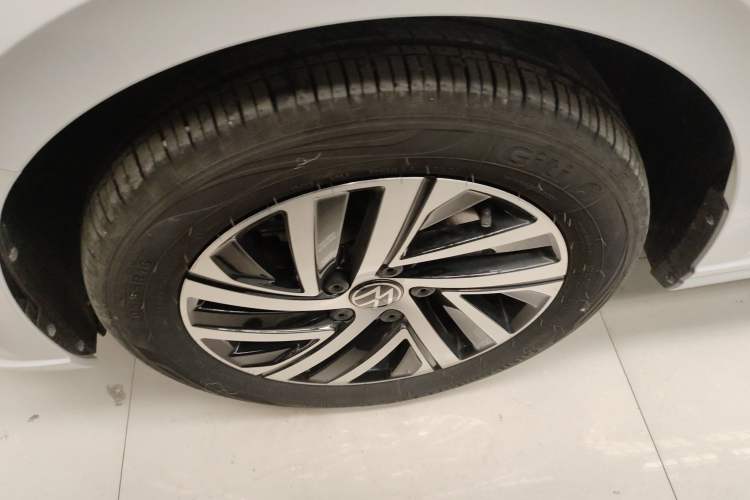 Used Volkswagen Lavida 2023 300TSI DSG Full-Comfort Edition
