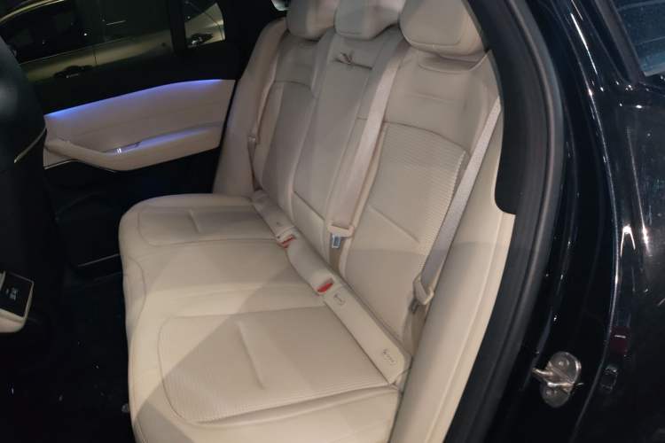 Used Nio ES6 2023 75 kWh
