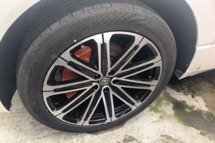 Used Changan UNI-K iDD 2022 Blue Whale iDD 130km 1.5T Prestige Model
