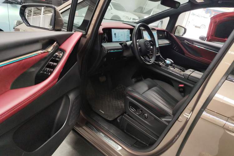 Used GAC Trumpchi M8 2023 Zongshi Series 400T Ultimate Edition
