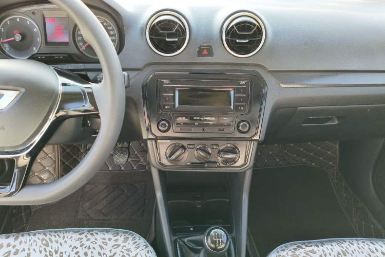 Used Jetta VA3 2019 1.5L Manual Advance Edition
