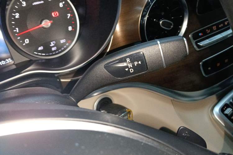 Used Mercedes-Benz V-Class 2021 V 260 L Long-wheelbase Luxury Edition