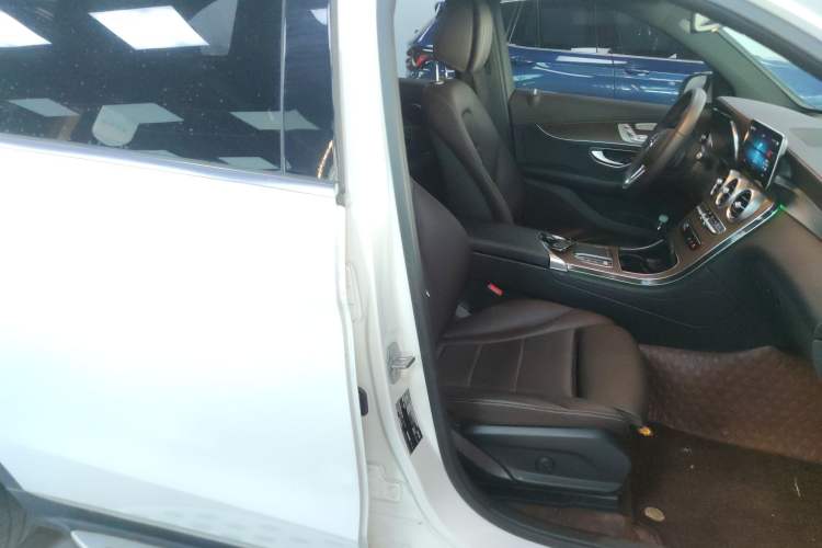 Used Mercedes-Benz GLC 2022 Refreshed GLC 300 L 4MATIC Dynamic Edition Prestige Version
