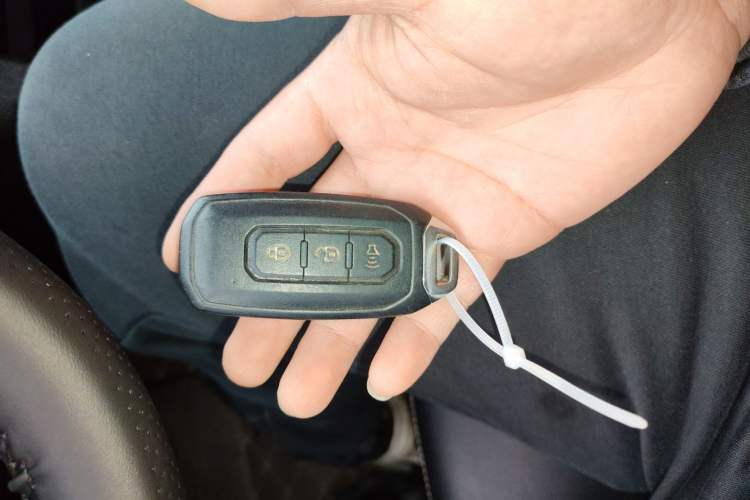 Used JMC Yuhu 7 2020 2.0T Diesel Manual Two-Wheel Drive Comfort Edition Long Wheelbase China VI Emission Standard JX4D20A6L
