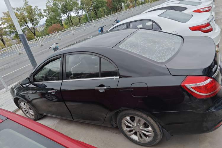 Used Geely Auto Emgrand 2016 Sedan 1.5L CVT Upward Version
