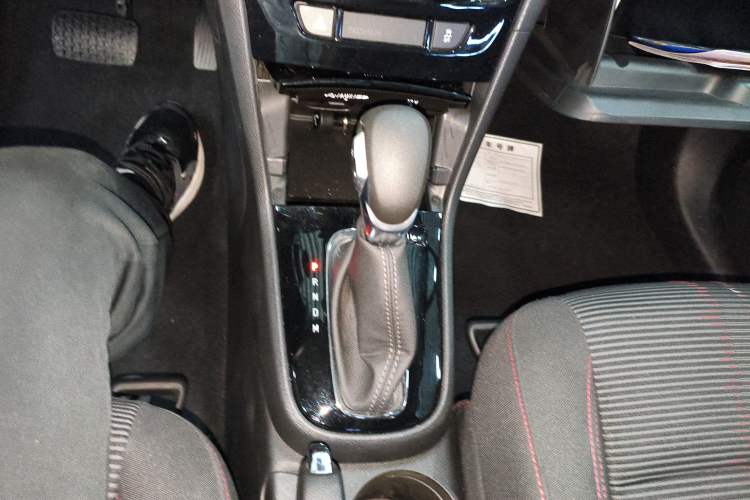 Used Buick Encore 2018 18T Automatic Two-Wheel Drive Urban Leading Model
