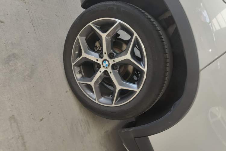 Used BMW X1 2018 sDrive18Li Luxury Model
