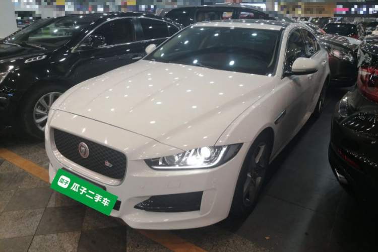 Used Jaguar XE 2015 2.0T 240 PS R-Sport