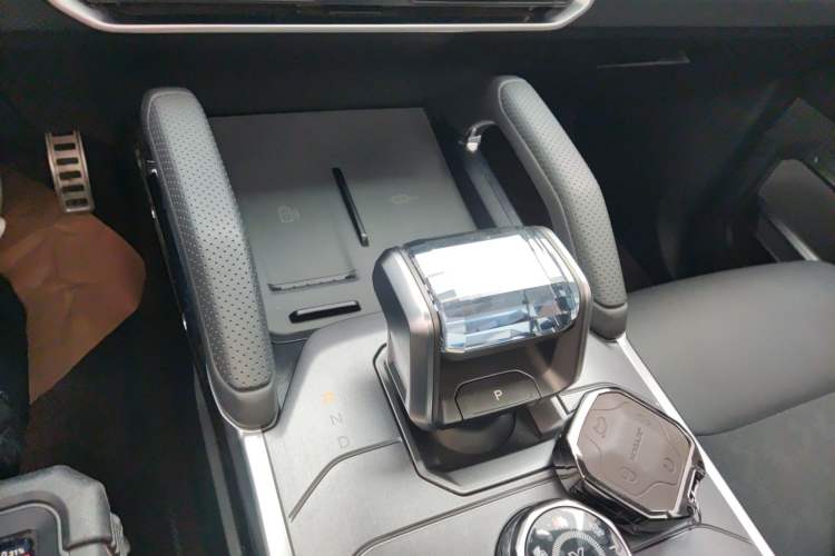 Used JETOUR Traveler 2023 2.0T Four-Wheel Drive Conqueror