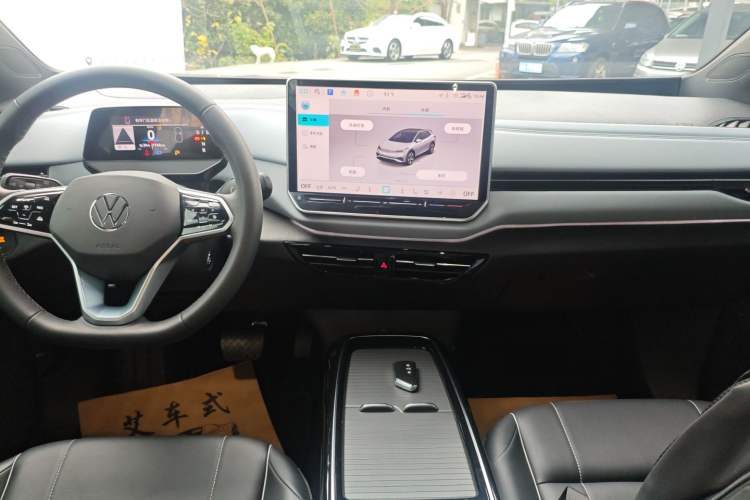 Used Volkswagen ID.4 X 2025 Smart Version Pure & Intelligent Enjoyment Edition
