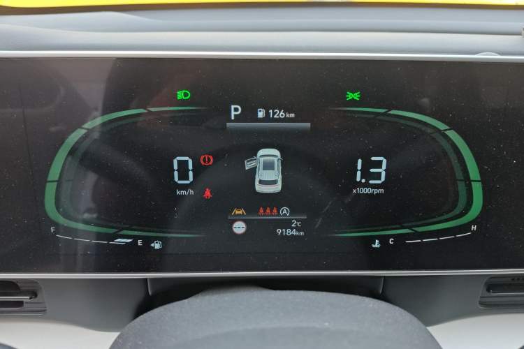 Used Hyundai ix35 2023 Musso 2.0L Deluxe Edition DLX
