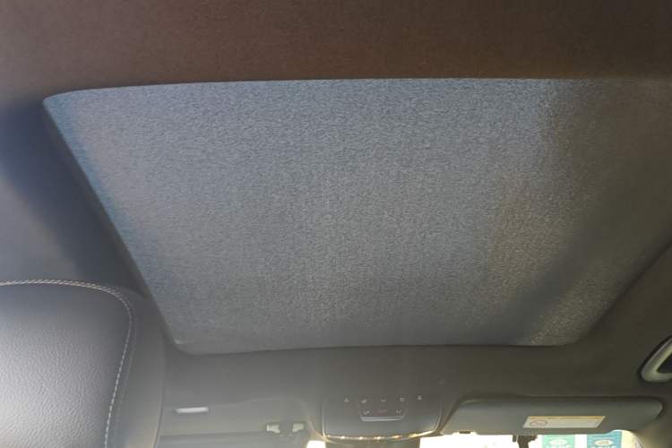 Used Mercedes-Benz GLC 2017 GLC 260 4MATIC Luxury Model