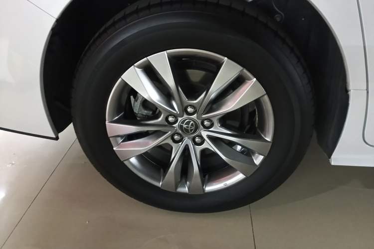 Used Toyota Sienna 2024 2.5L Hybrid Comfort Edition
