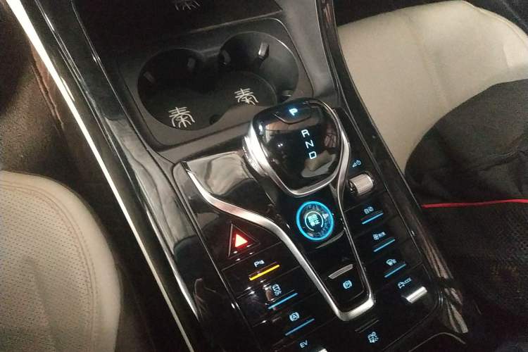 Used BYD Qin PLUS 2023 Champion Edition DM-i 55KM Leading Model
