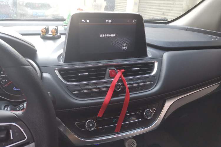 Used  Refine S3 2017 1.6L Manual Smart Connectivity Model
