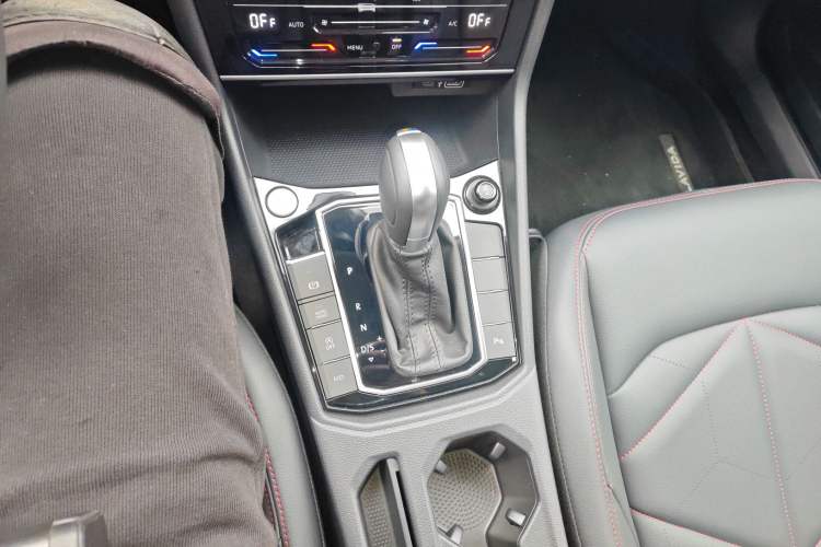 Used Volkswagen Lavida 2024 300TSI DSG Starry Sky Leading Edition