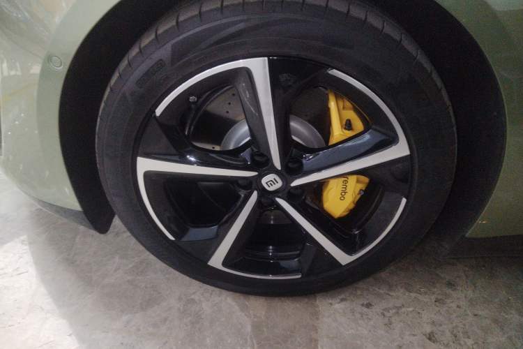 Used  SU7 2024 Four-Wheel Drive Ultra-Long Range Advanced Intelligent Driving Max Edition
