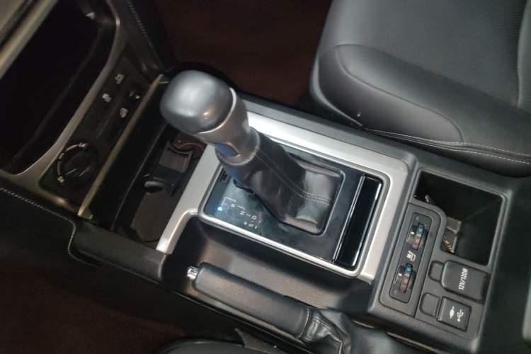 Used Toyota Prado 2019 3.5L Automatic TX-L Deluxe Edition
