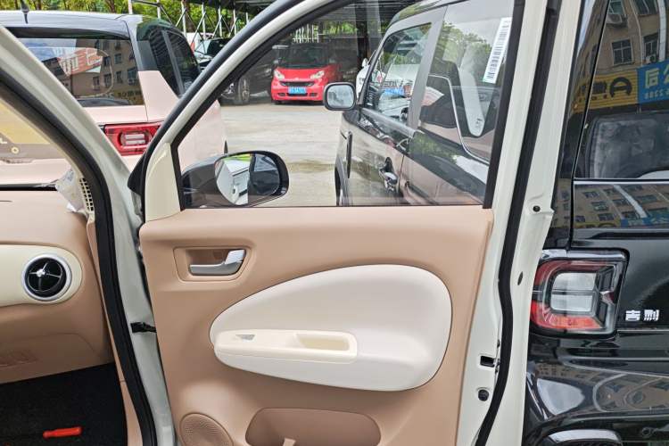 Used Wuling Hongguang MINIEV 2025 Four-Door Version Advanced Edition
