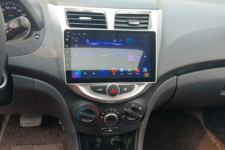 Used Hyundai Verna Ray 2014 1.4L Automatic GLX