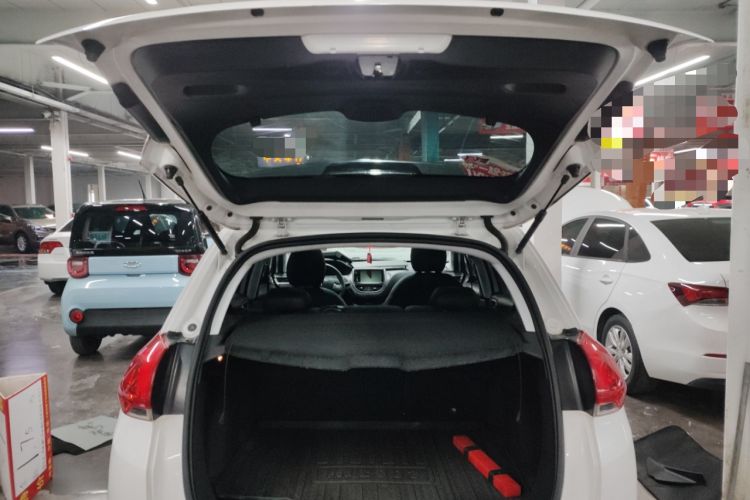 Used Peugeot 2008 2014 1.6L Manual Fashion Edition