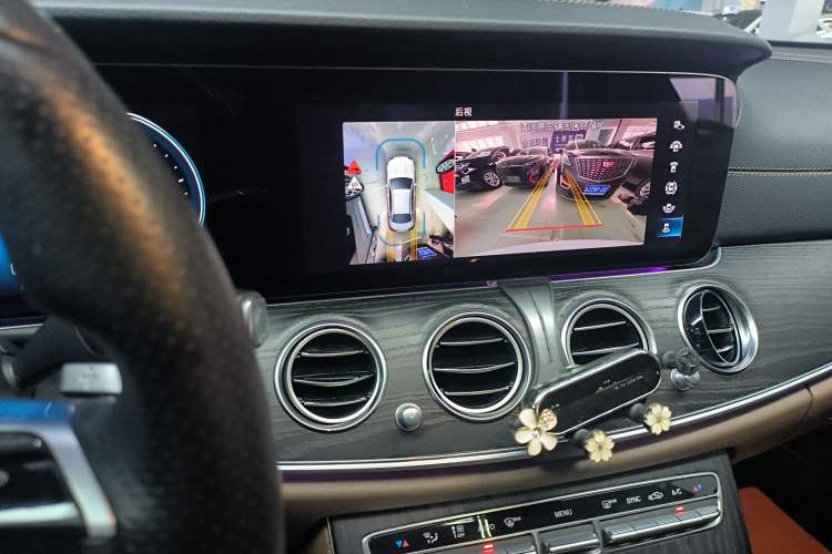 Used Mercedes-Benz E-Class 2021 Restyled E 300 L Sporty and Stylish Edition
