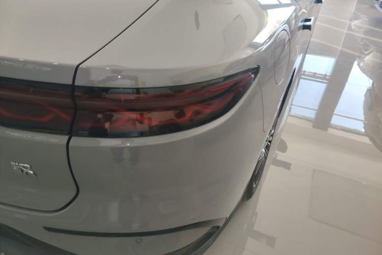 Used BYD Han 2025 EV with 701 km of Laser Radar-Enabled Intelligent Driving