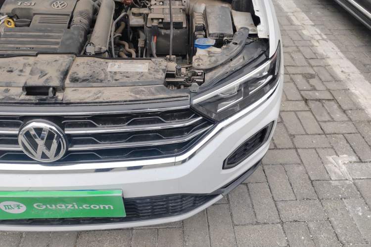 Used Volkswagen T-ROC 2018 280TSI DSG Two-Wheel Drive Advanced Version China V Emission Standard