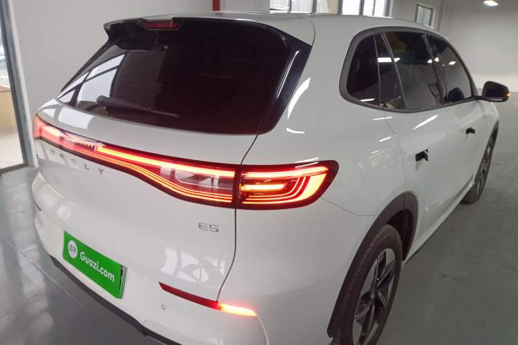 Used  E5 2024 440km Exploration Version