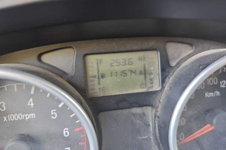 Used Jinbei Zhishang S30 2015 1.5L Manual Elite Model
