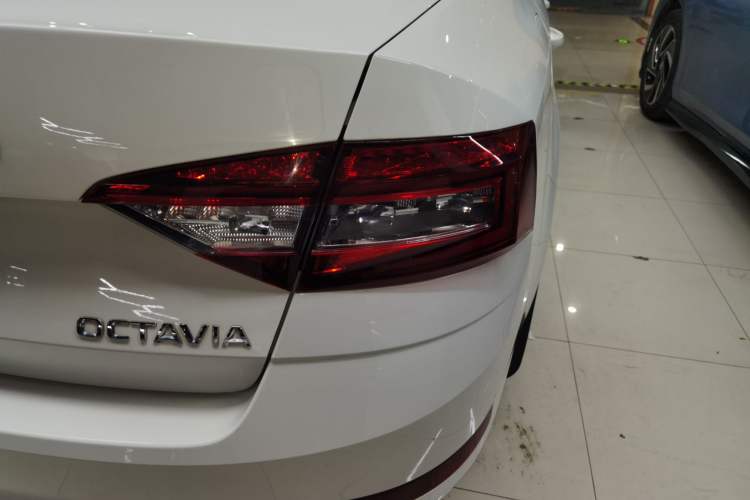 Used Skoda Octavia 2022 1.5L Automatic Comfort Edition
