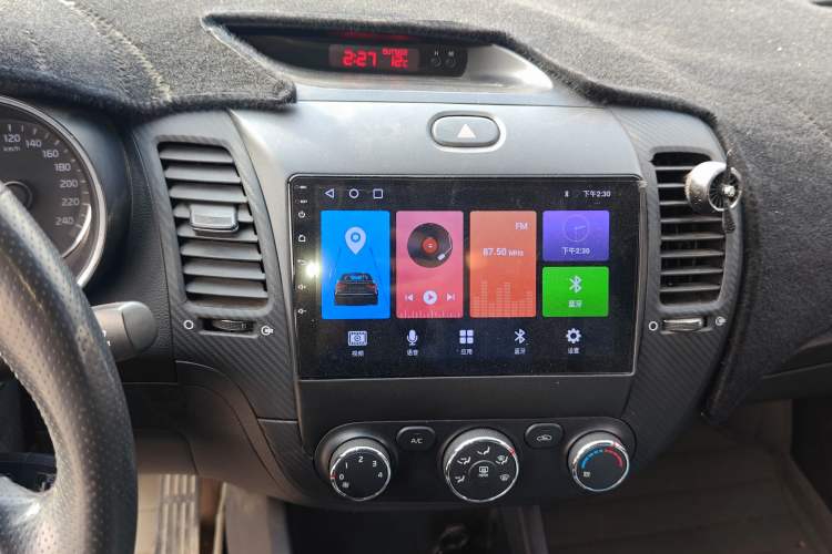 Used Kia K3 2013 1.6L Manual GL
