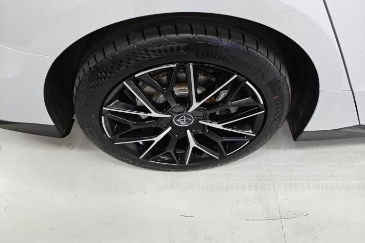 Used BYD Han 2025 DM-i 125KM Prestige Model
