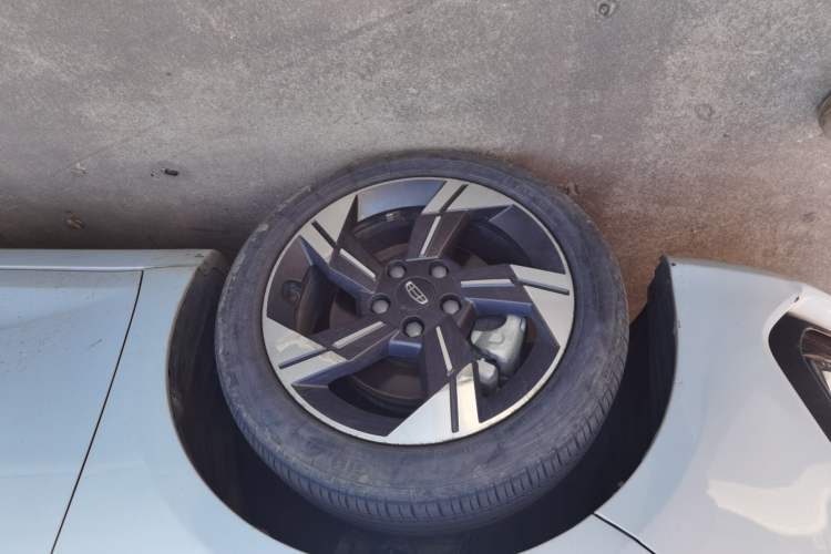 Used Geely Auto Emgrand L HiP 2022 1.5TD-DHT Pro 100KM Super Clean
