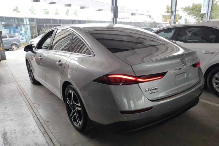 Used Roewe D7 2023 DMH 125km Excellence Edition
