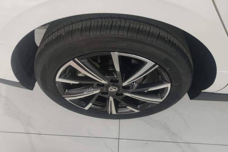 Used Changan Eado 2024 1.5T GDI Automatic Prestige Edition
