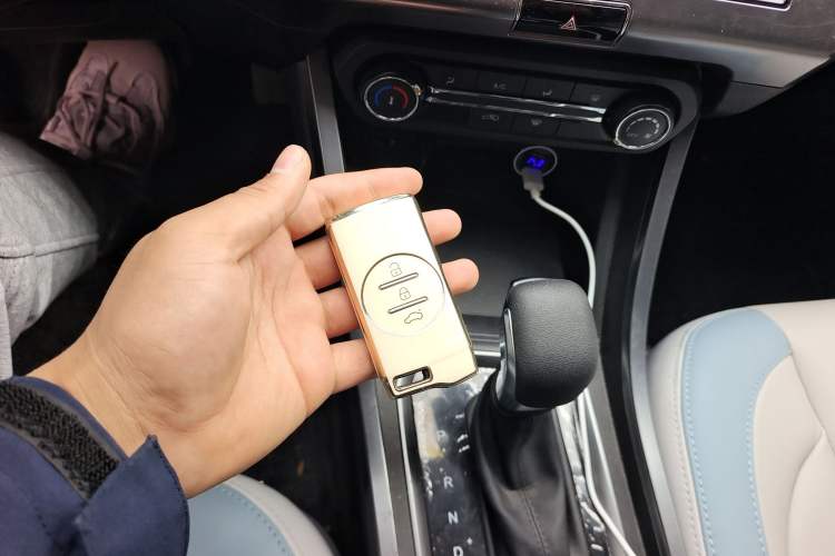 Used Chery Tiggo 3X 2022 PLUS 1.5L CVT Thrilling Red Date Edition II