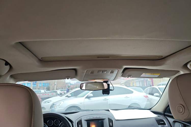 Used Buick Regal 2015 2.0L Leading Fashion Edition
