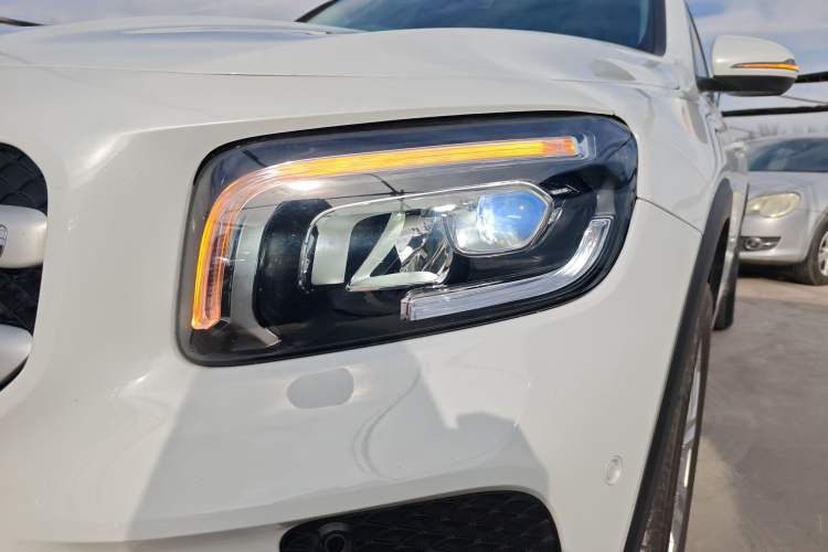 Used Mercedes-Benz GLB 2020 GLB 200 Dynamic Edition
