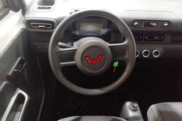 Used Wuling Zhiguang New Energy 2025 Comfort Model