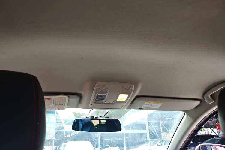 Used Mazda Mazda 3 Axela 2016 Sedan 1.5L Automatic Comfort Model