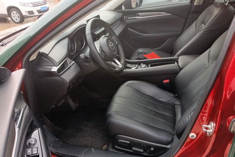 Used Mazda Atenza 2021 2.0L Blue Sky Luxury Edition
