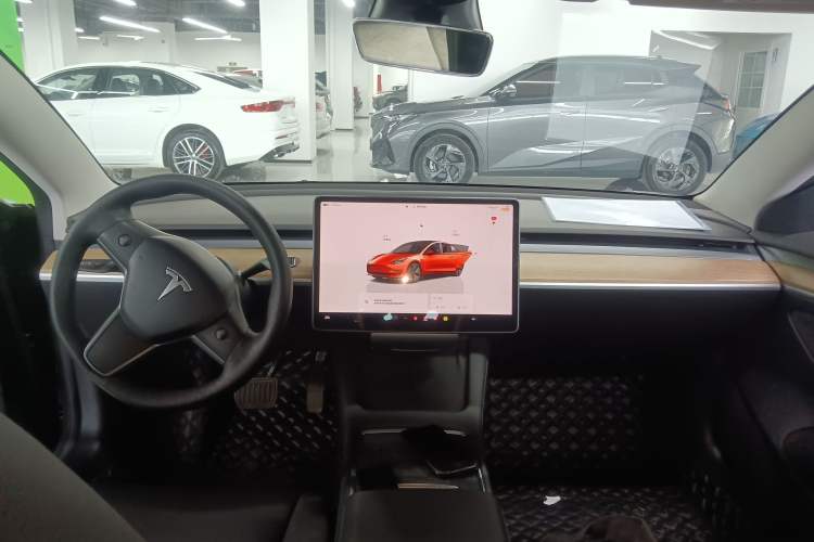 Used Tesla Model 3 2022 Rear-Wheel-Drive Version
