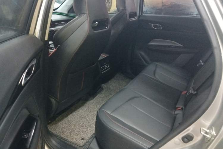 Used Oshan Z6 2022 Blue Whale 1.5T DCT Smart Edition