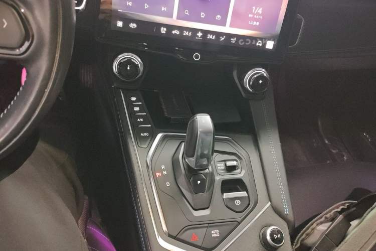 Used Lynk & Co 05 2020 2.0TD Two-Wheel Drive Shine Halo