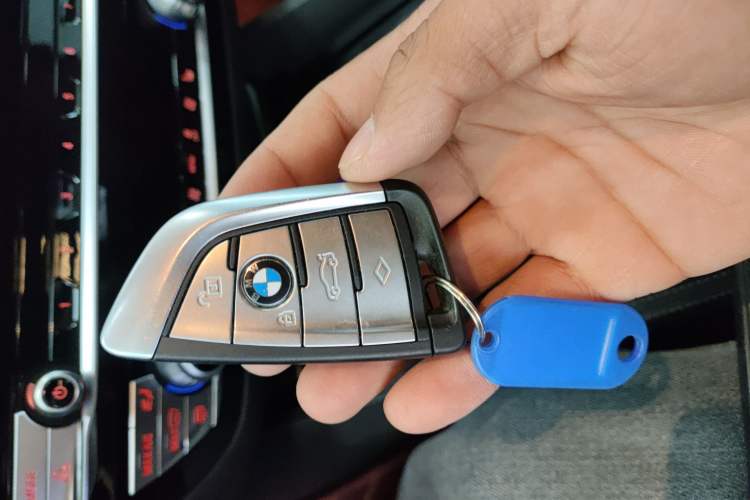 Used BMW 5 Series 2022 Second Facelift 525Li M Sport Package